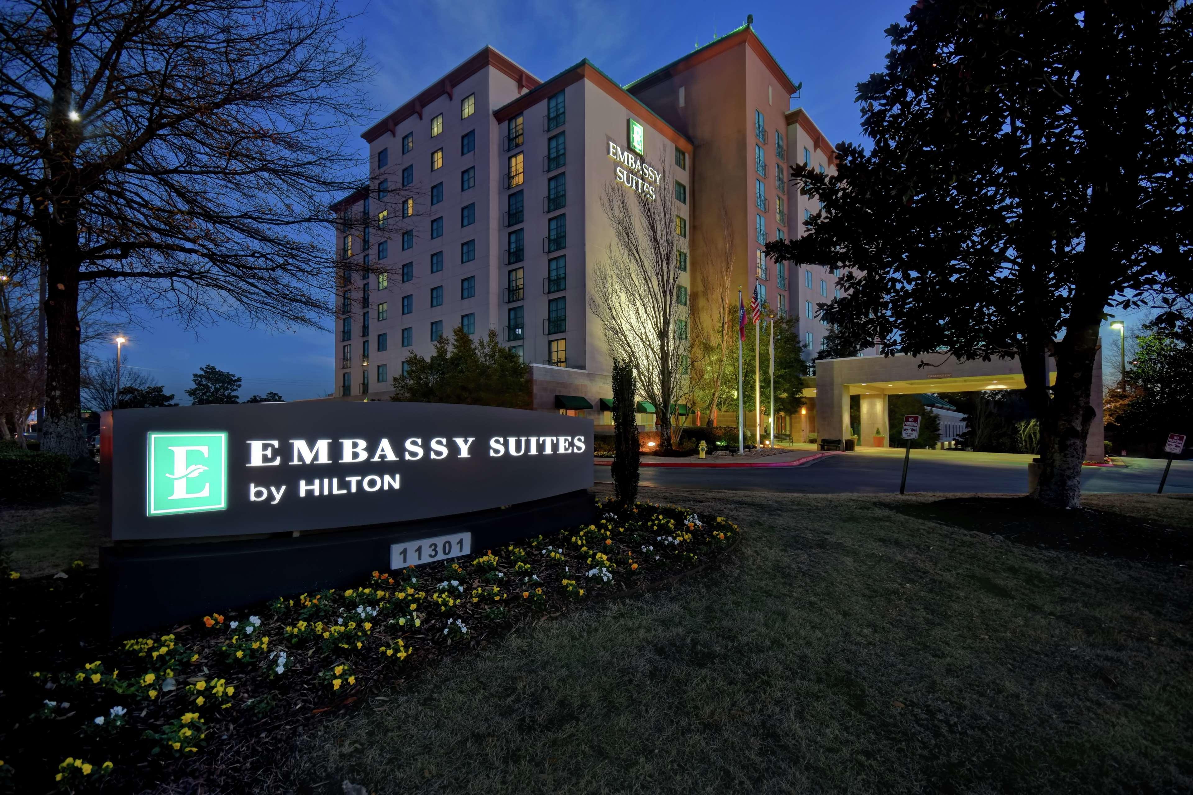 Embassy Suites Little Rock Exterior foto